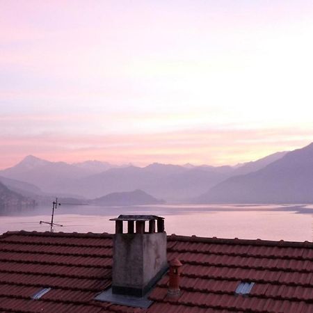 Light Blue Lake Aria Argegno Bagian luar foto