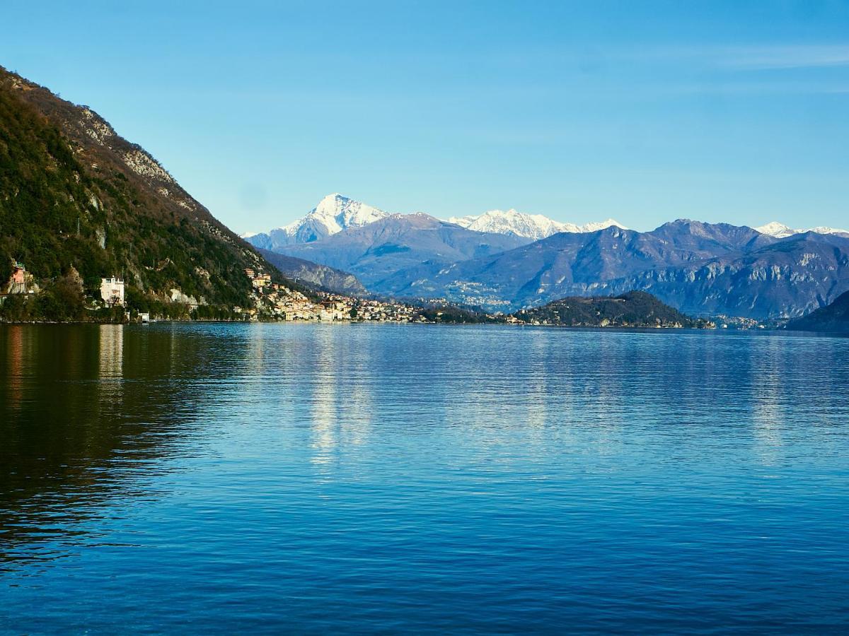 Light Blue Lake Aria Argegno Bagian luar foto